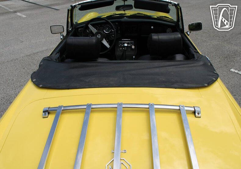 1975 MG B