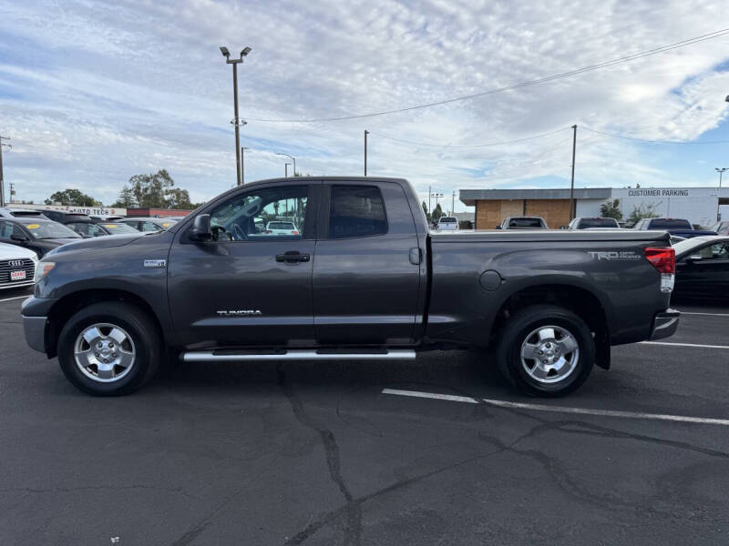 2013 Toyota Tundra Grade