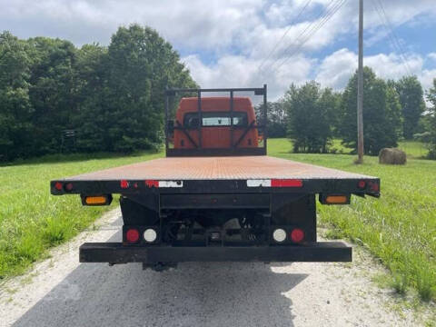 2018 Freightliner Business class M2
