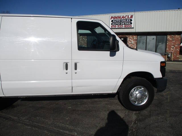 2010 Ford E-Series E-350 SD