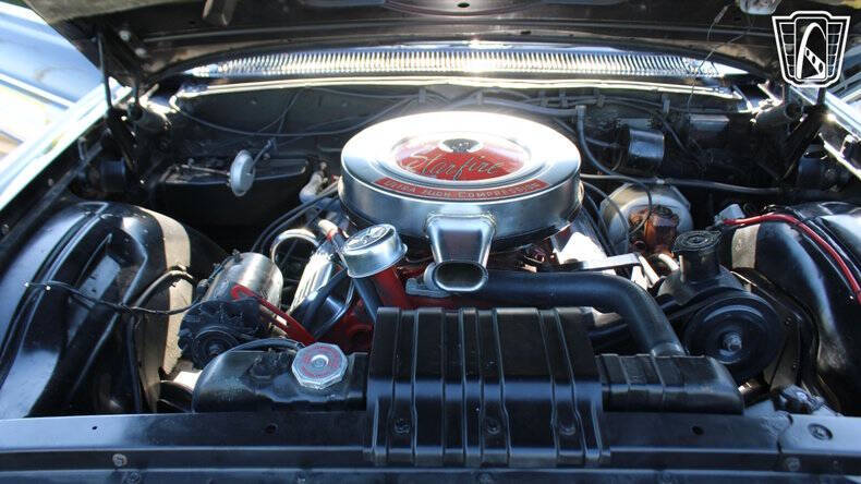 1962 Oldsmobile Starfire