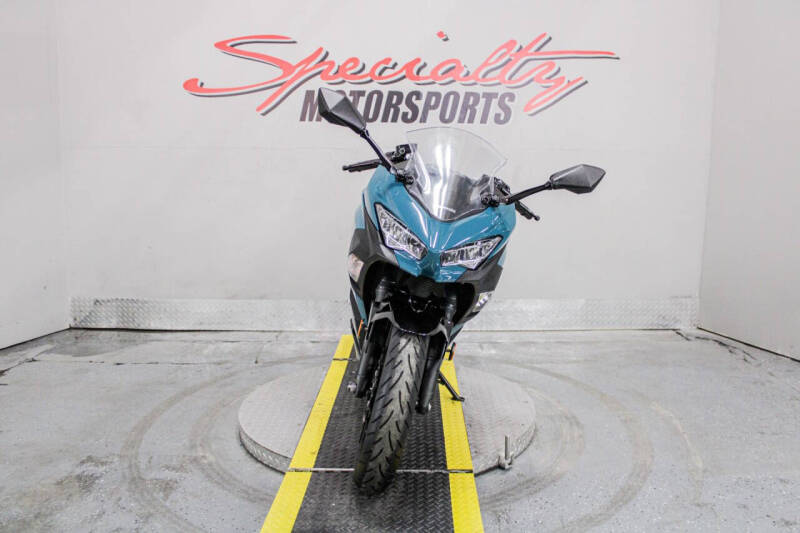 2021 Kawasaki Ninja 400 ABS