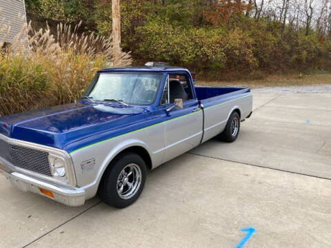 2011 Chevrolet Apache