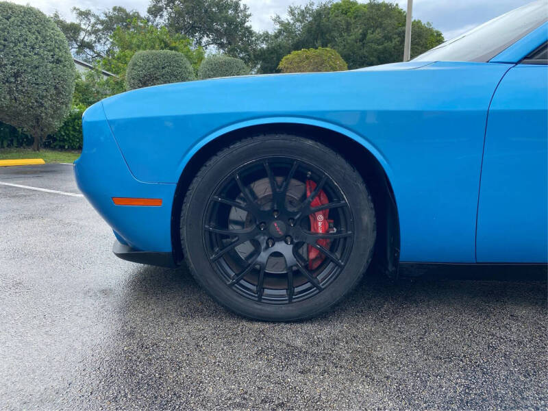 2015 Dodge Challenger SRT 392