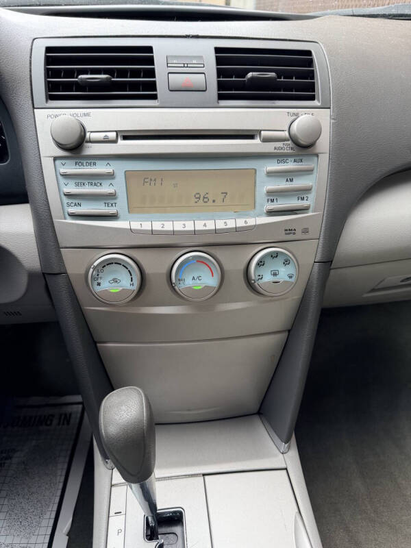 2007 Toyota Camry LE