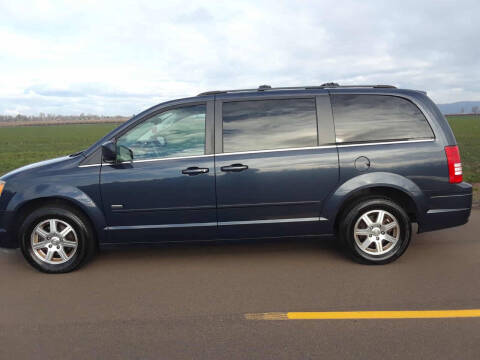 2008 Chrysler Town and Country Touring