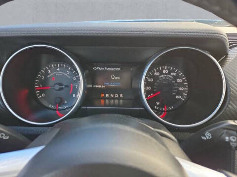 2022 Ford Mustang EcoBoost