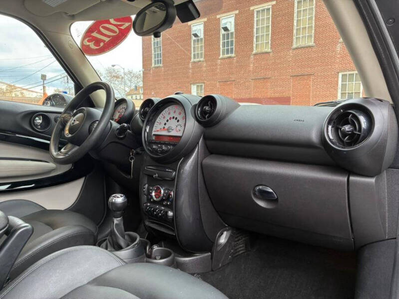 2013 MINI Paceman Cooper