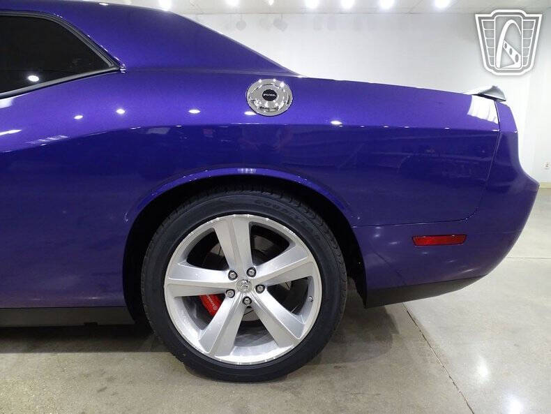 2010 Dodge Challenger SRT8