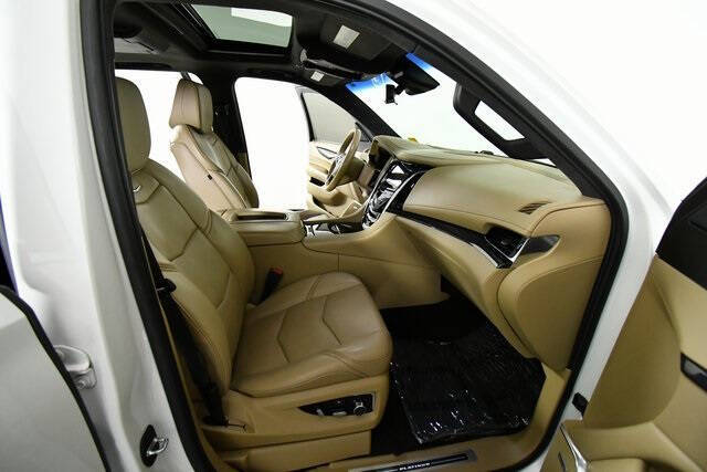 2019 Cadillac Escalade ESV Platinum