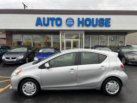 2014 Toyota Prius c Two
