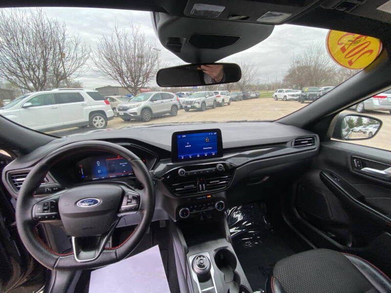 2025 Ford Escape ST-Line
