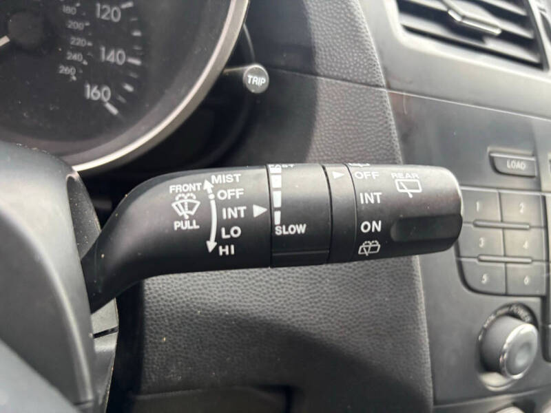 2014 Mazda MAZDA5 Sport