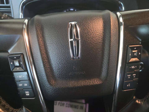2017 Lincoln Navigator L Select