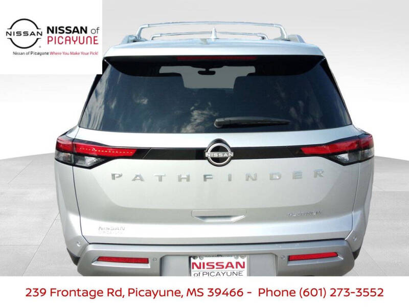 2025 Nissan Pathfinder Platinum