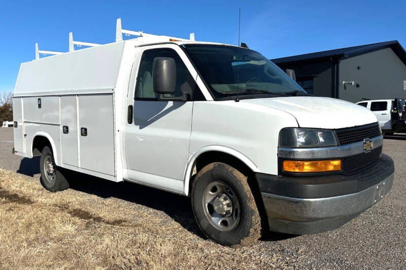 2019 Chevrolet Express for sale at KA Commercial Trucks, LLC in Dassel MN