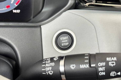 2026 Land Rover Range Rover Velar P250 Dynamic SE