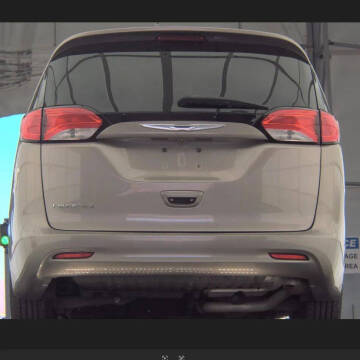 2017 Chrysler Pacifica LX