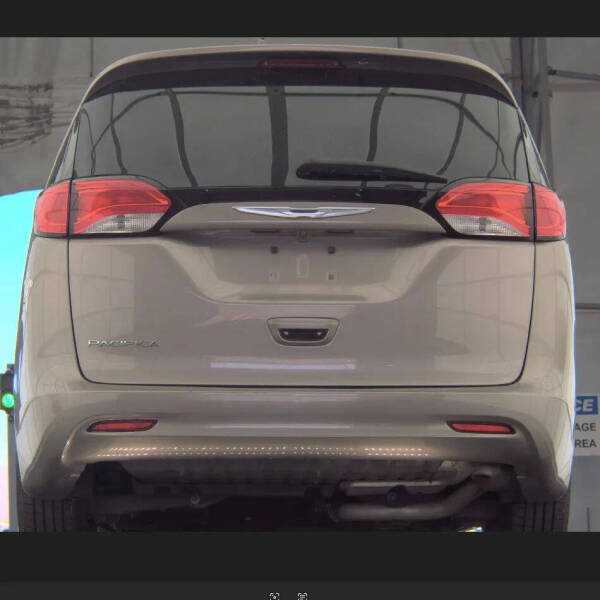 2017 Chrysler Pacifica LX