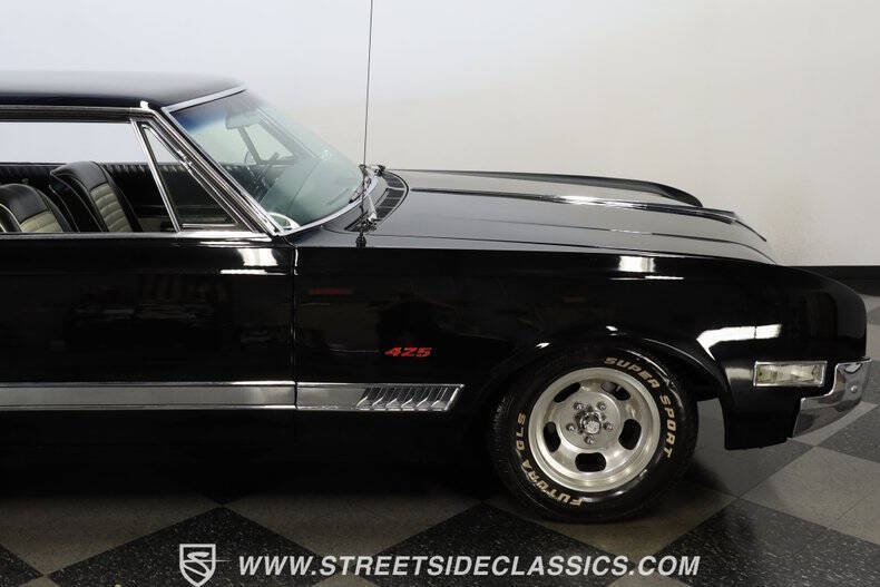 1966 Oldsmobile Starfire