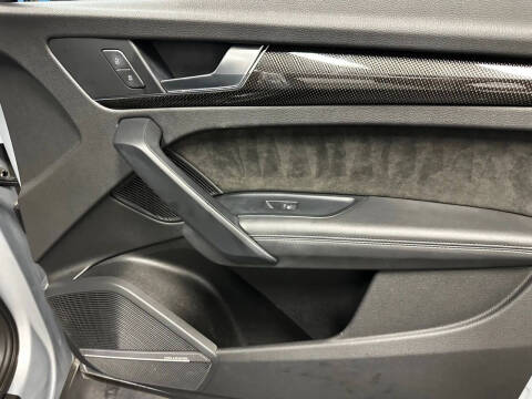 2020 Audi SQ5 3.0T quattro Premium Plus