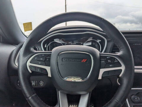2017 Dodge Challenger SXT