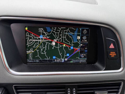 2011 Audi Q5 2.0T quattro Premium Plus