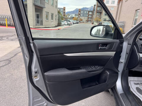 2013 Subaru Outback 2.5i Premium