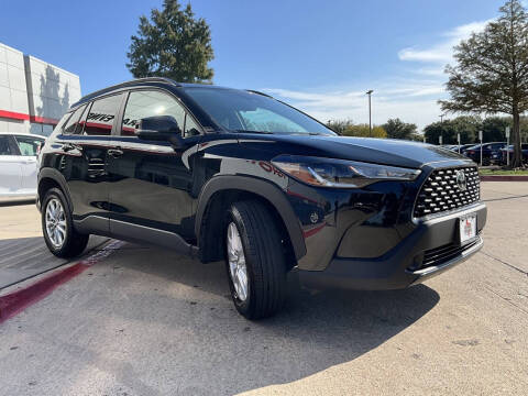 2025 Toyota Corolla Cross LE