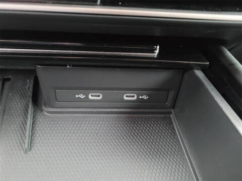 2025 Volkswagen Atlas Cross Sport SE