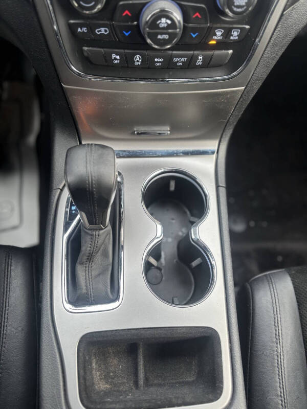 2017 Jeep Grand Cherokee Laredo