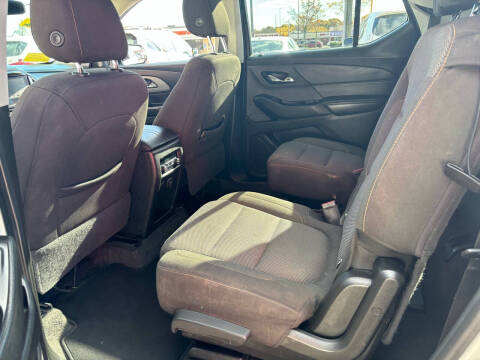 2019 Chevrolet Traverse LT Cloth