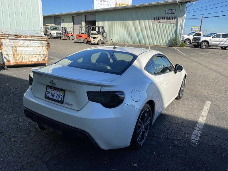 2014 Scion FR-S