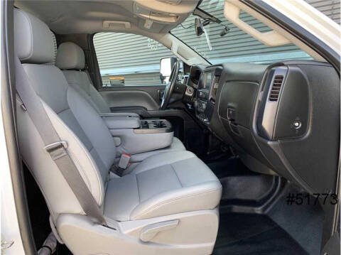 2022 Chevrolet Silverado 5500HD