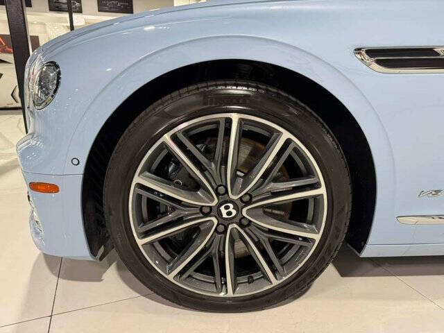 2022 Bentley Flying Spur V8