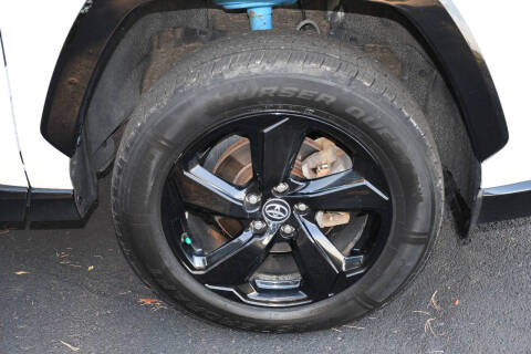 2020 Toyota RAV4 Hybrid XSE