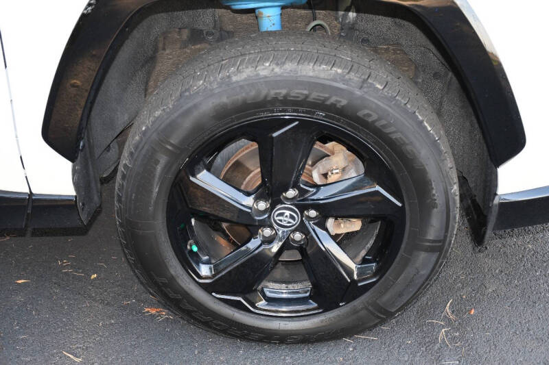 2020 Toyota RAV4 Hybrid XSE