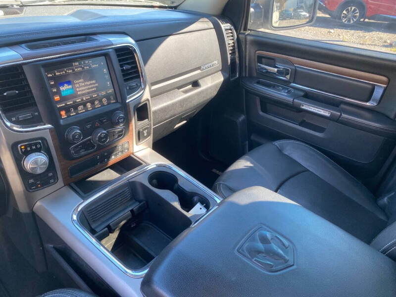 2017 RAM 1500 Laramie