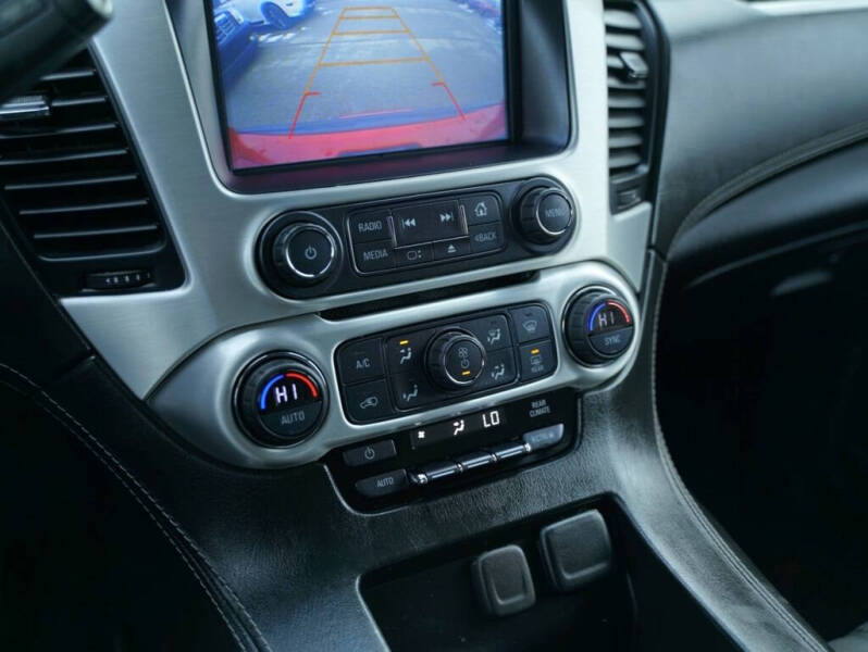 2017 GMC Yukon XL SLE