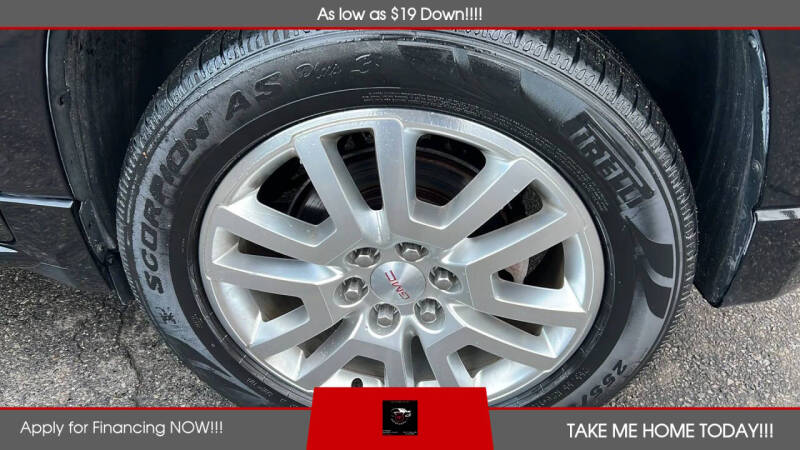 2016 GMC Acadia Denali