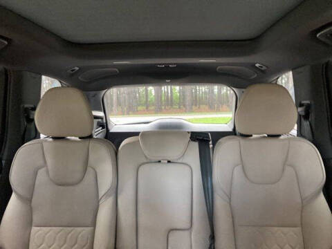 2025 Volvo XC90 T8 Plus Bright Theme 7P