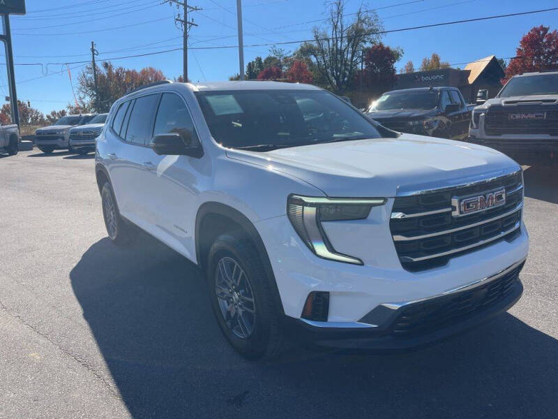 2025 GMC Acadia Elevation