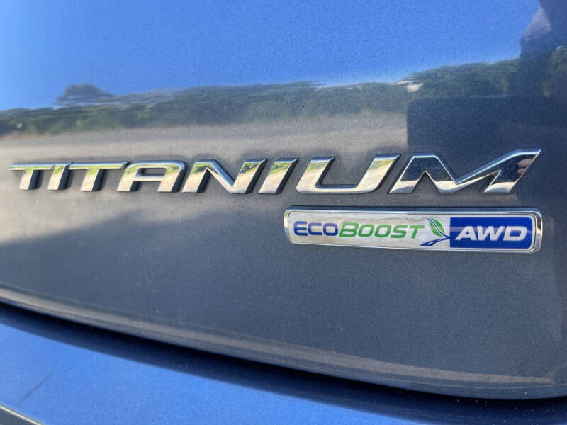 2019 Ford Edge Titanium