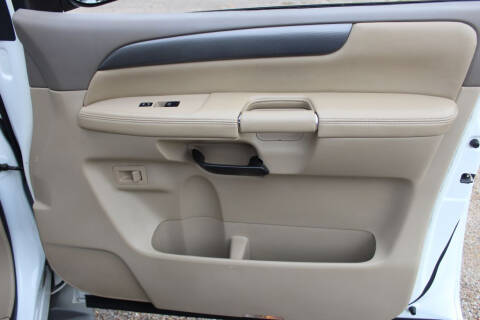 2012 Nissan Armada SV