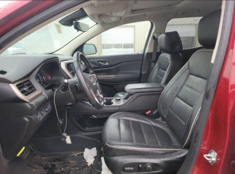 2020 GMC Acadia Denali