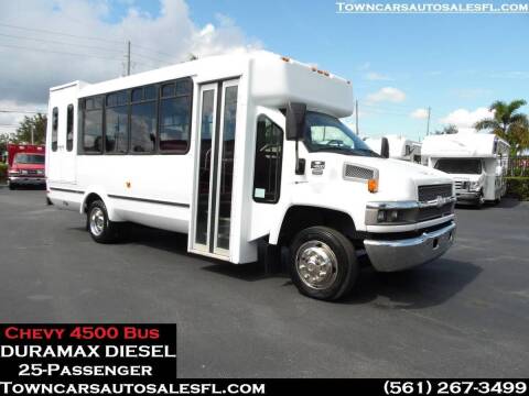 2007 Chevrolet C4500 for sale at Town Cars Auto Sales in West Palm Beach FL