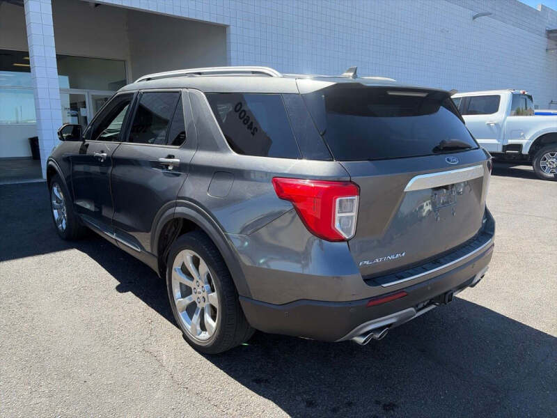 2020 Ford Explorer Platinum
