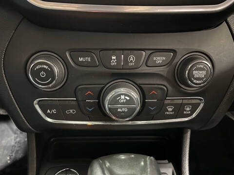 2019 Jeep Cherokee Trailhawk