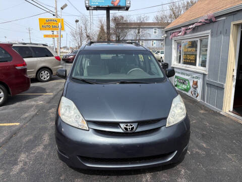 2008 Toyota Sienna CE 7-Passenger
