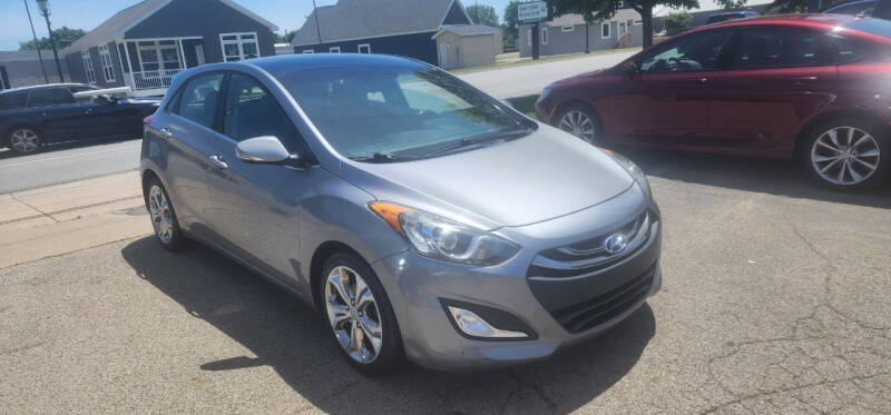 2013 Hyundai Elantra GT Base photo 2